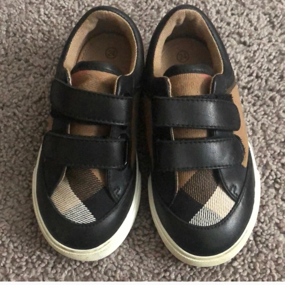 AUTHENTIC BURBERRY SHOES